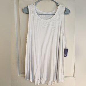 Apt 9 Swing Tank XXL